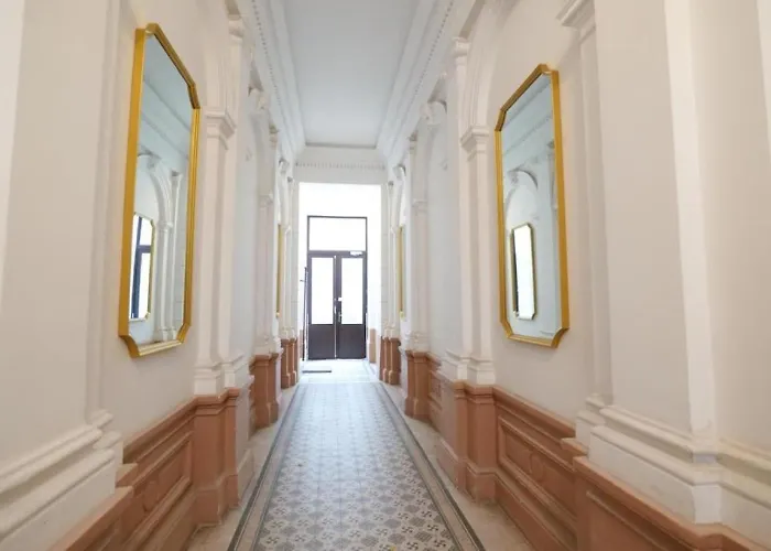Toplage Beim Rathaus Grace Royal Designsuite דירה